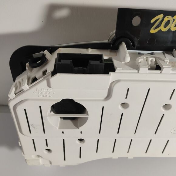Ford F-150 Lariat 2010 Instrument Panel Cluster Speedometer AL34-10849-BLA 212K - Picture 11 of 16